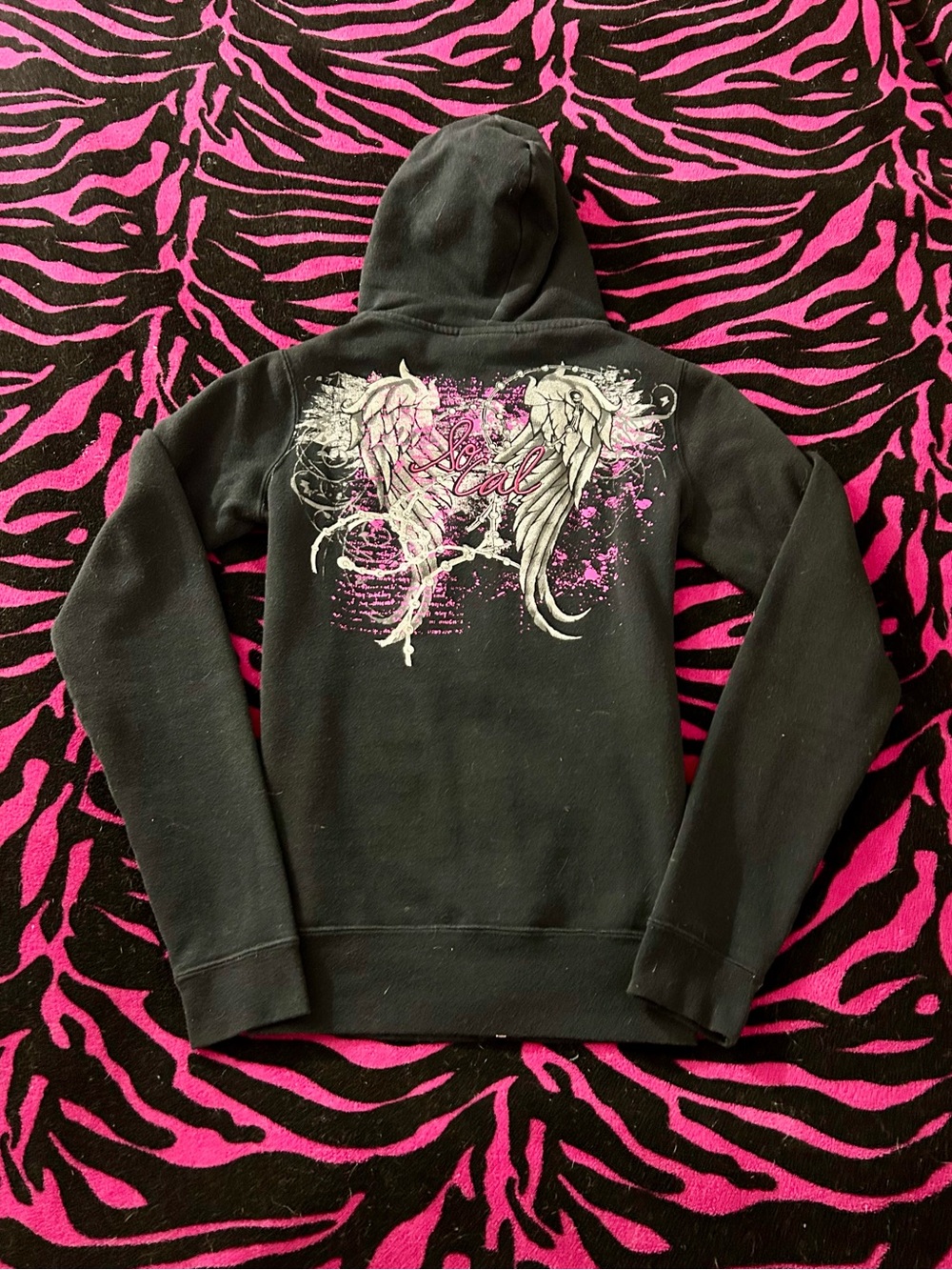 Y2K grunge rare 2000s Socal zip up with wings